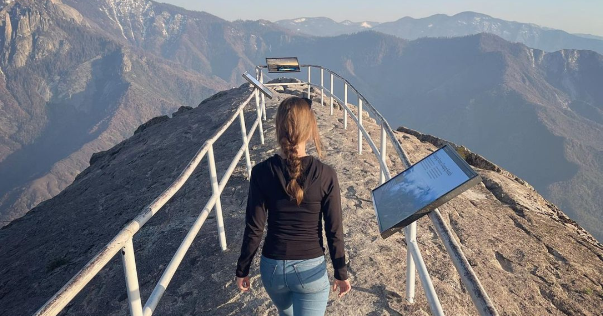 Climb Moro Rock Thrilling Stairway to Sequoias Best Views 2